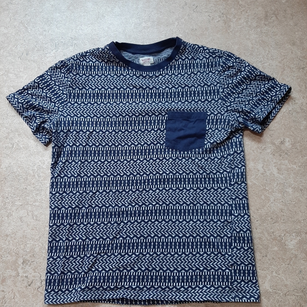 Mens t shirt